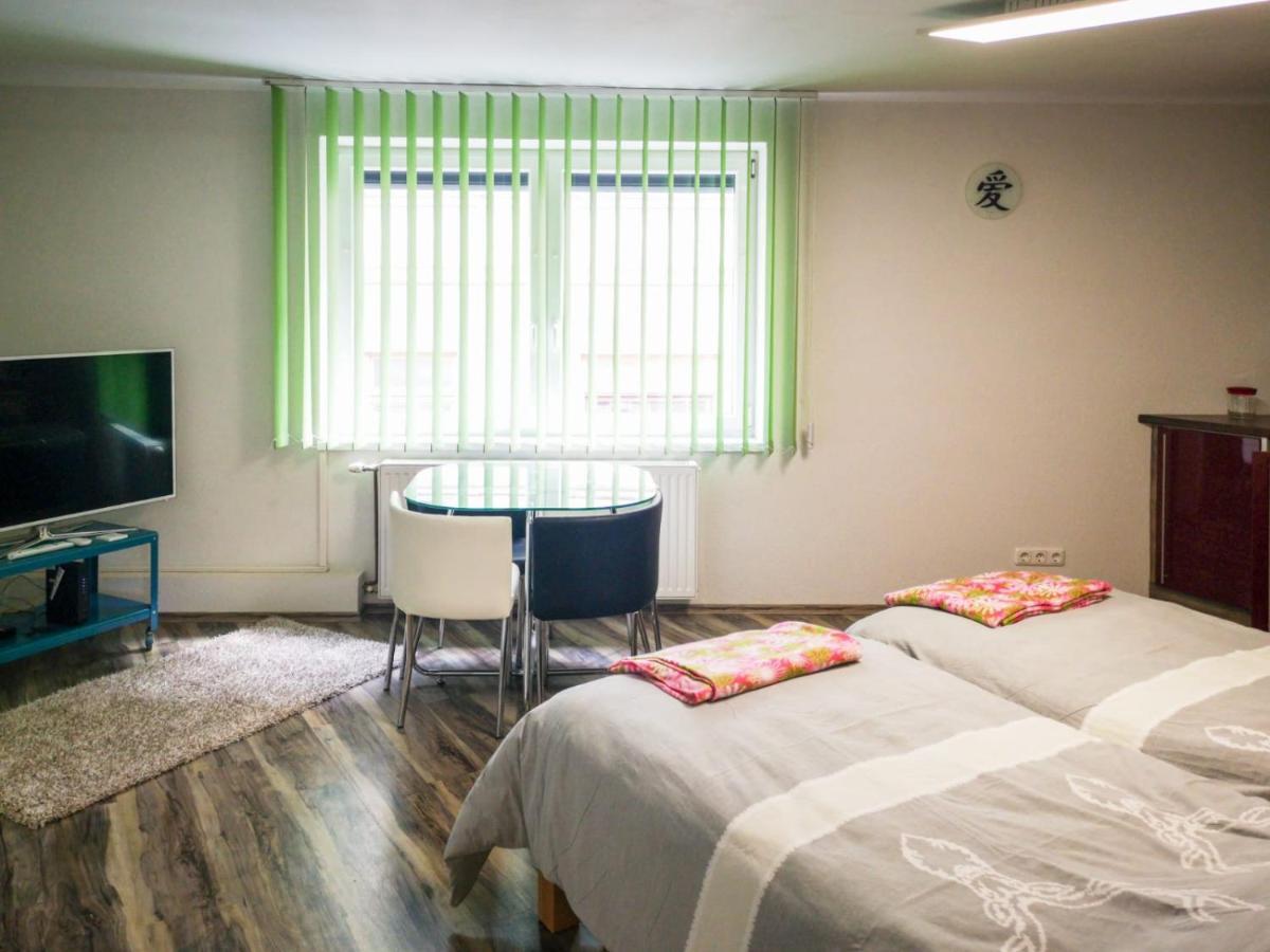 Millenium Inn Ferienwohnung Top 2 Mürzzuschlag Esterno foto